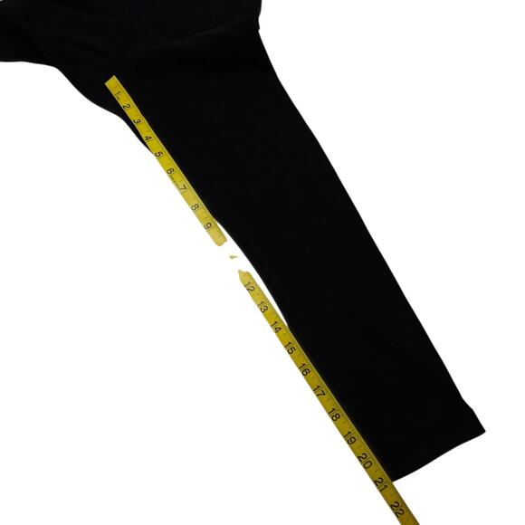 Lululemon Black Capri Leggings Size 2 Activewear Athleisure Yoga 21” Inseam - Picture 6 of 9